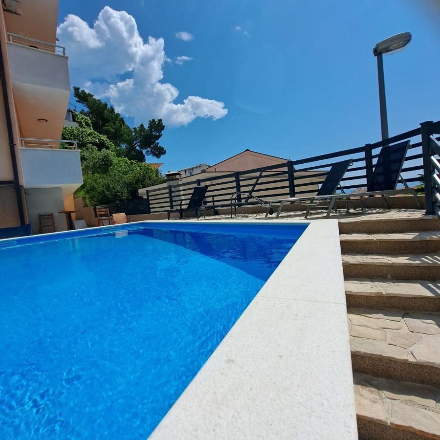 Apartments Vila Adrijana & Fitness Studio Wolf Bv Baška Voda エクステリア 写真