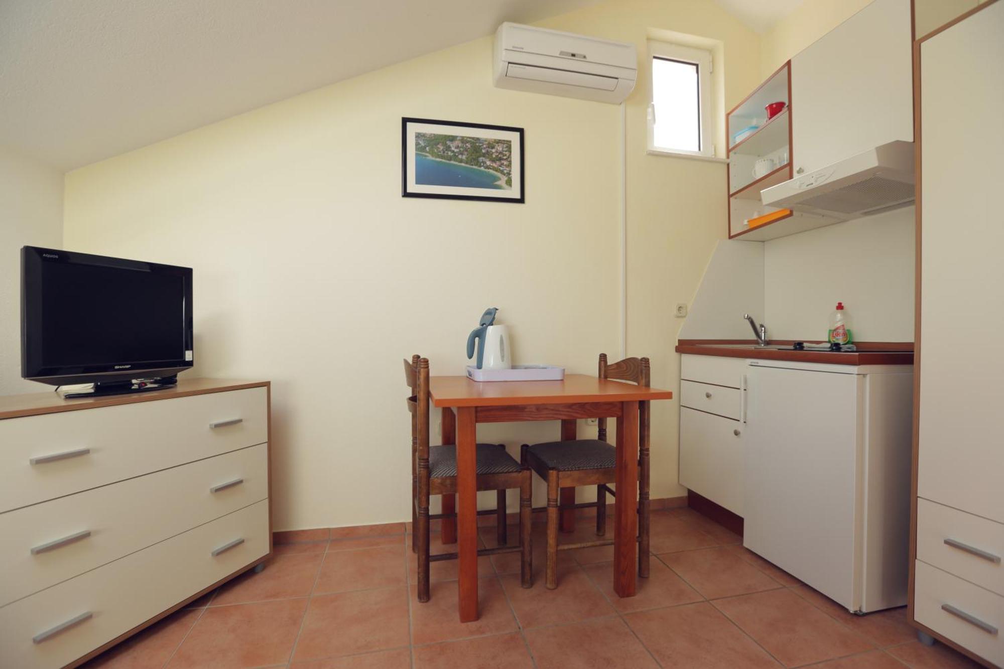 Apartments Vila Adrijana & Fitness Studio Wolf Bv Baška Voda 部屋 写真