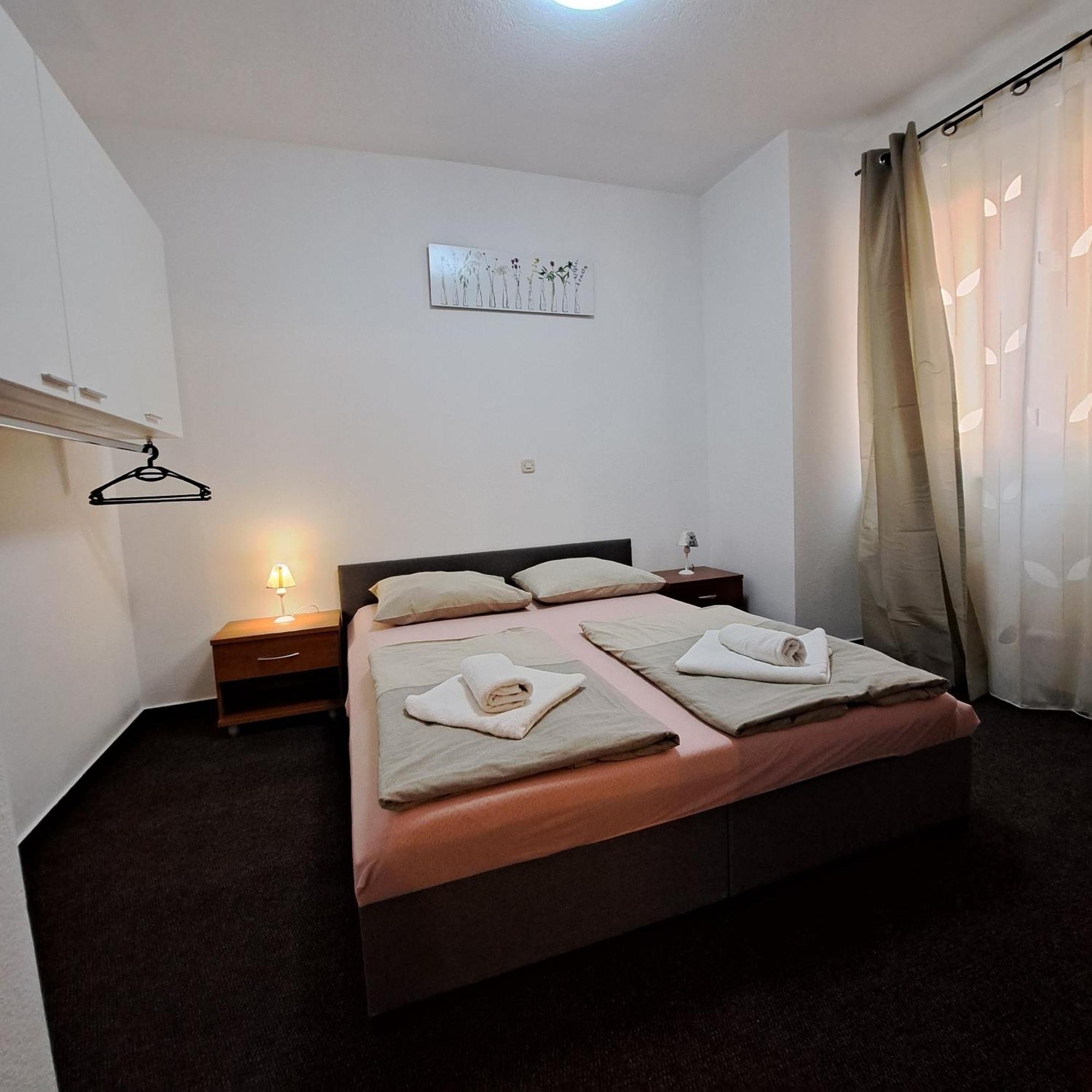 Apartments Vila Adrijana & Fitness Studio Wolf Bv Baška Voda 部屋 写真